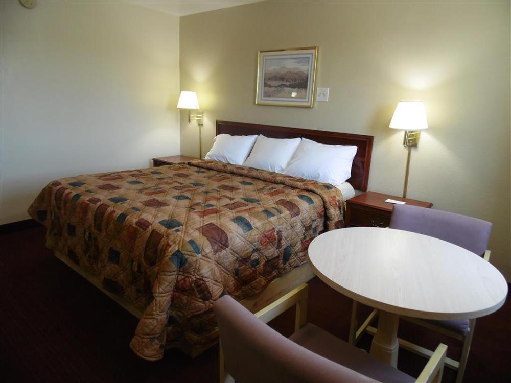 Budget Inn- Troy الغرفة الصورة